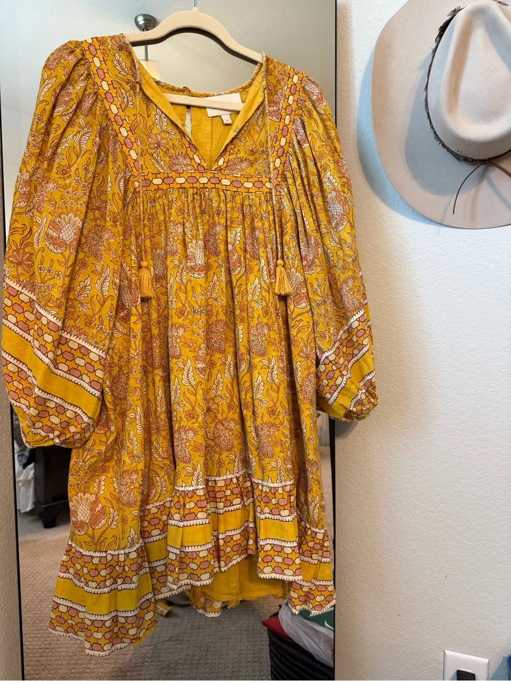 Cleobella Boho Yellow Floral V-Neck Tunic Dress - Picture 1 of 4